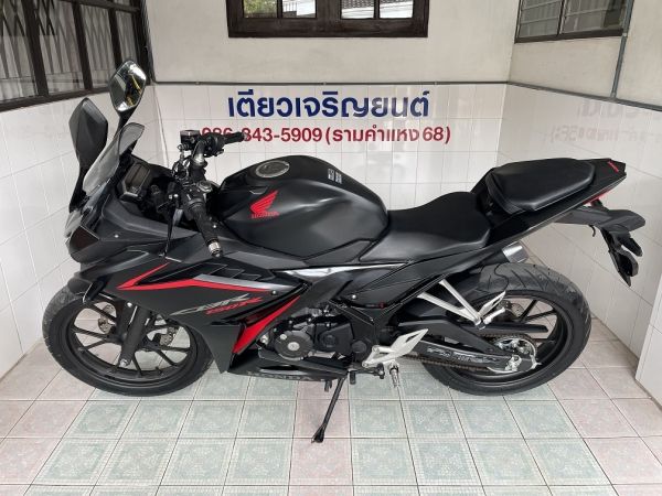 CBR150R รถบ้านแท้ มือเดียว ดูแลดี สภาพพร้อมใช้ เครื่องแน่น ชุดสีสวย ถังไม่บุบ ผ่อนได้ จัดส่งได้ทั่วไทย วิ่ง4000 กลางปี66 รูปที่ 3